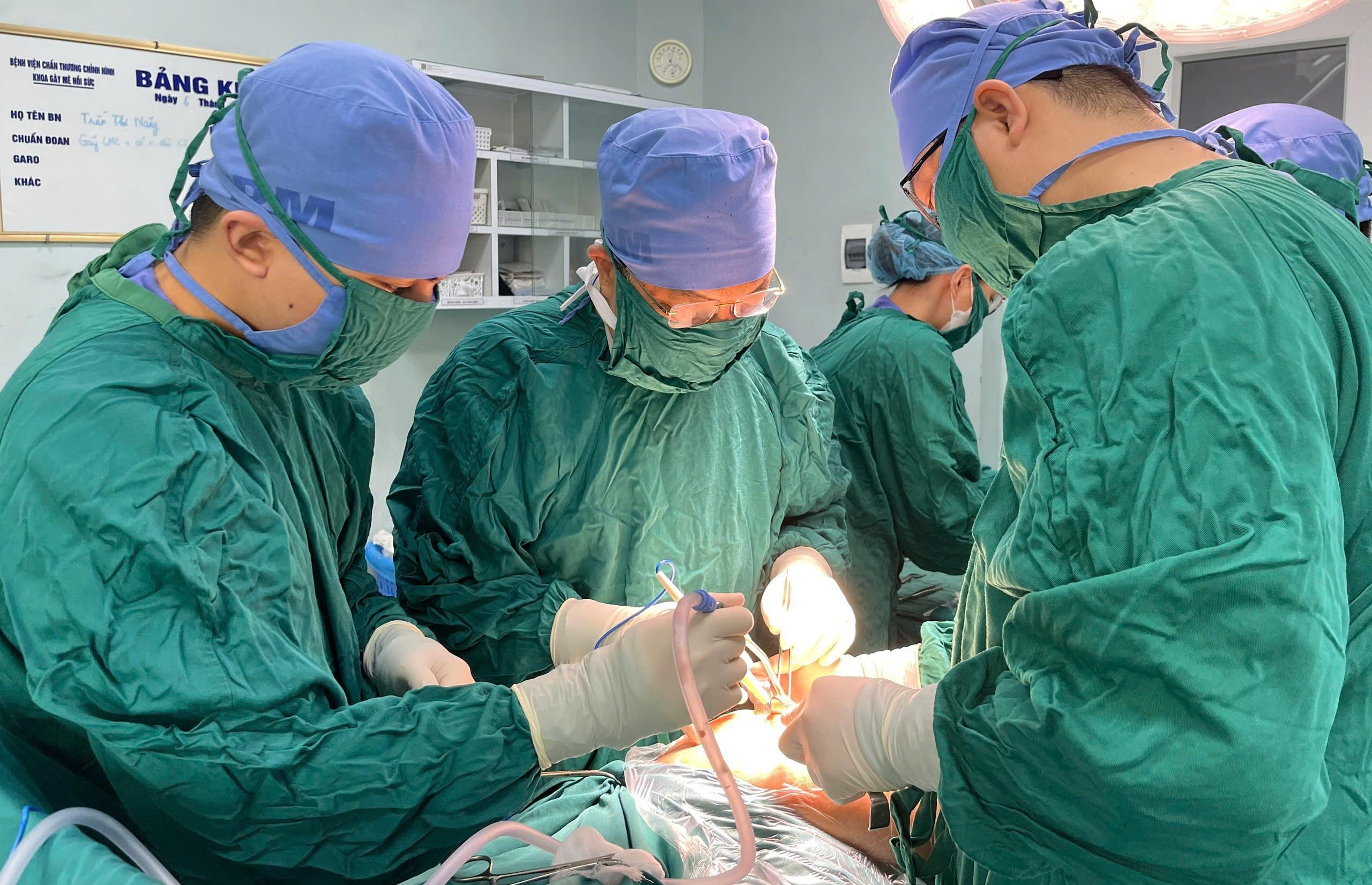 Bệnh viện Chấn thương Chỉnh hình Nghệ An: Khẳng định uy tín trong điều trị gãy cổ xương đùi ở người cao tuổi